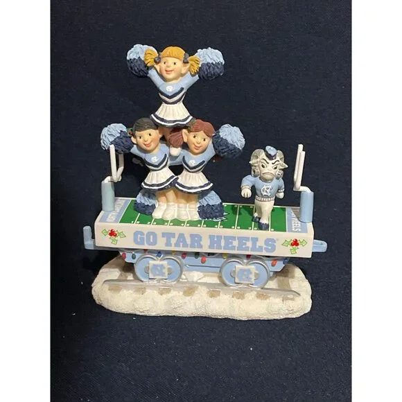 Retired Danbury Mint NCAA UNC Carolina Tar Heels HOLIDAY HALFTIME RAIL Train COA